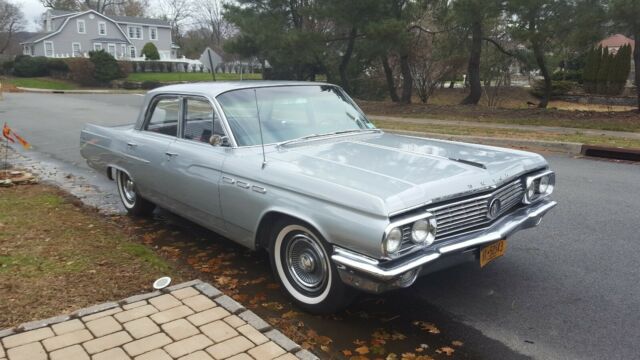 Buick LeSabre 1963 image number 0