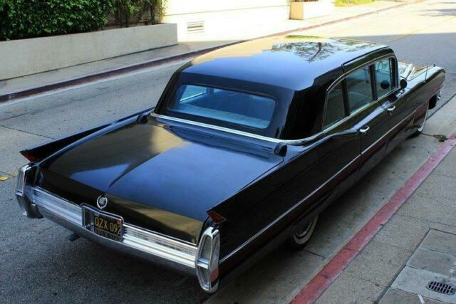 Cadillac Fleetwood 1964 image number 3