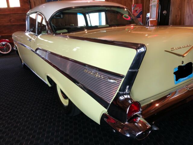 Chevrolet Bel Air/150/210 1957 image number 13