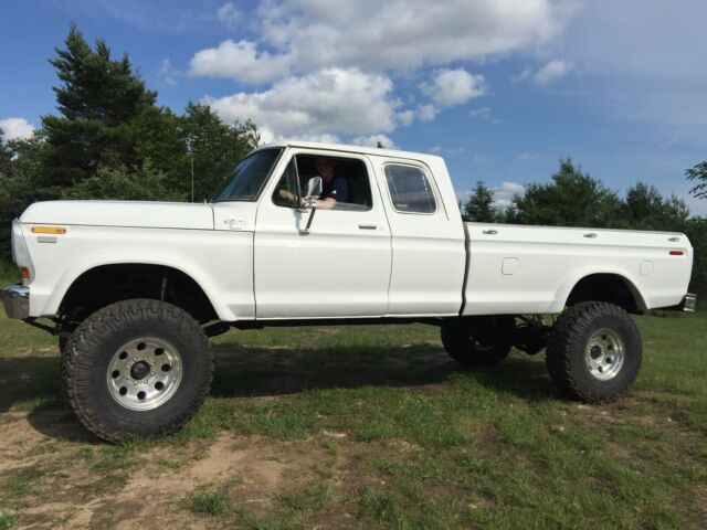 Ford F-250 1979 image number 0