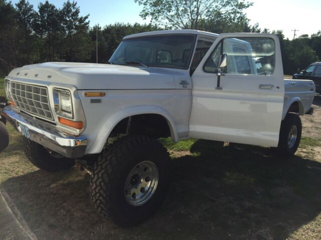 Ford F-250 1979 image number 24