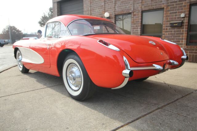 Chevrolet Corvette 1956 image number 27