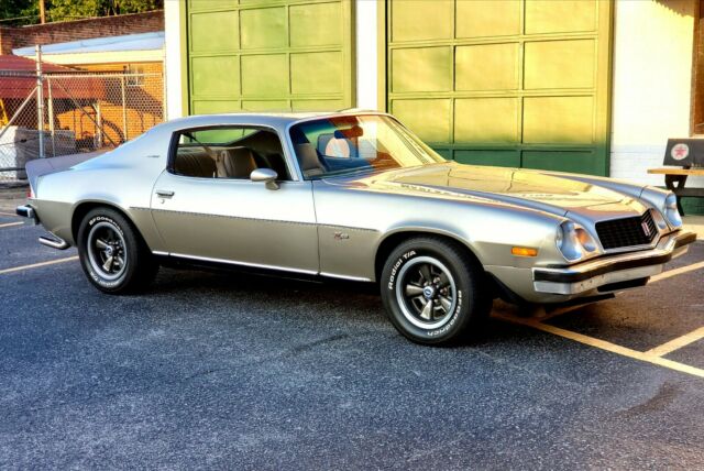 Chevrolet Camaro 1974 image number 25