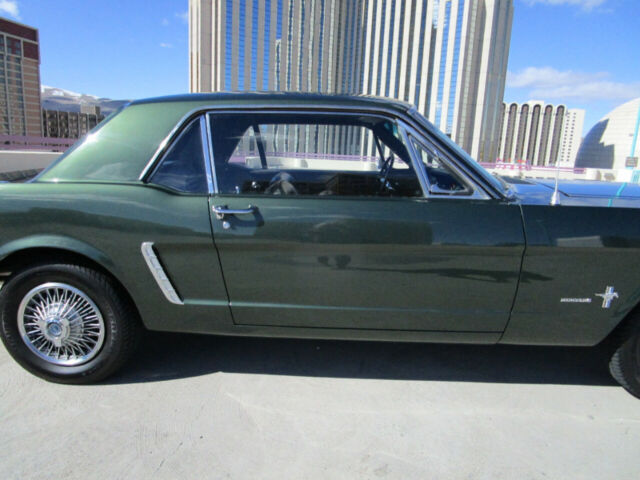 Ford Mustang 1965 image number 34