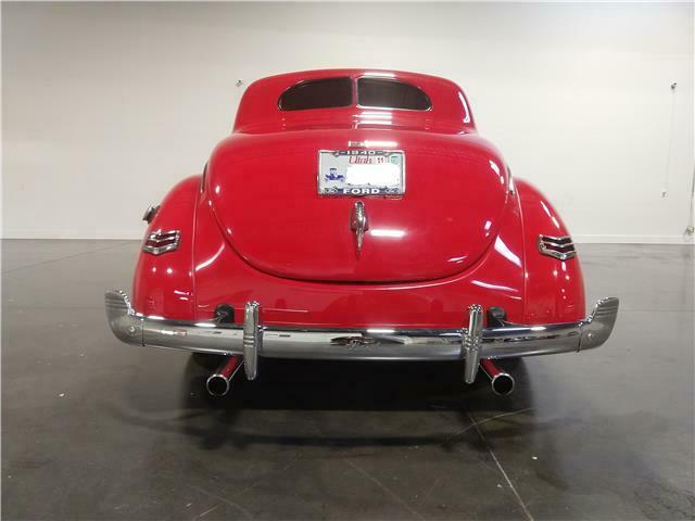 Ford Deleux 1940 image number 25