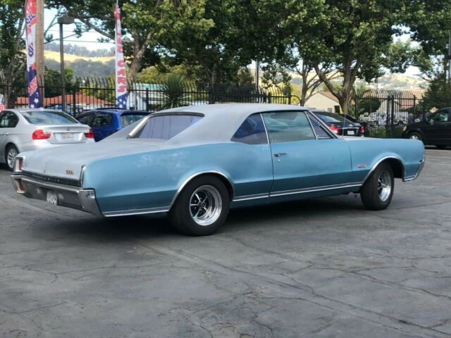 Oldsmobile 442 1967 image number 2