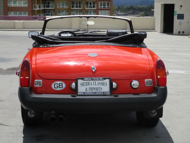 MG MGB 1976 image number 35