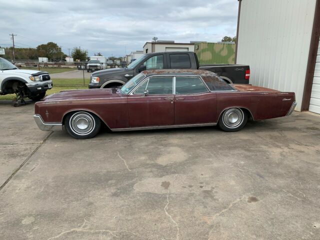 Lincoln Continental 1966 image number 1