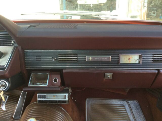 Lincoln Continental 1966 image number 9