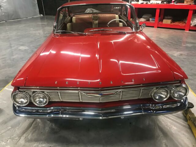 Chevrolet Impala 1961 image number 29