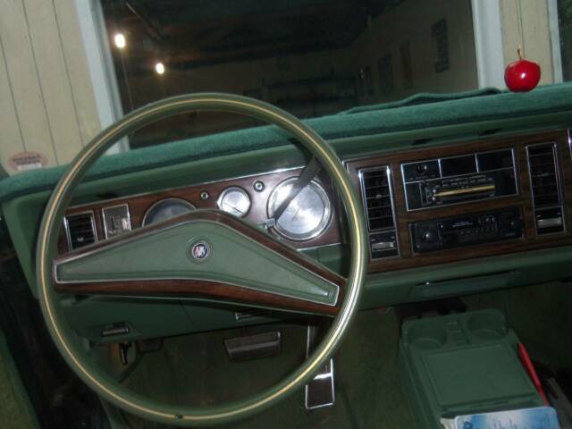 Buick Electra 1977 image number 11