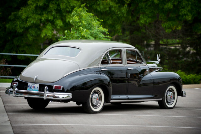 Packard Clipper 1946 image number 22