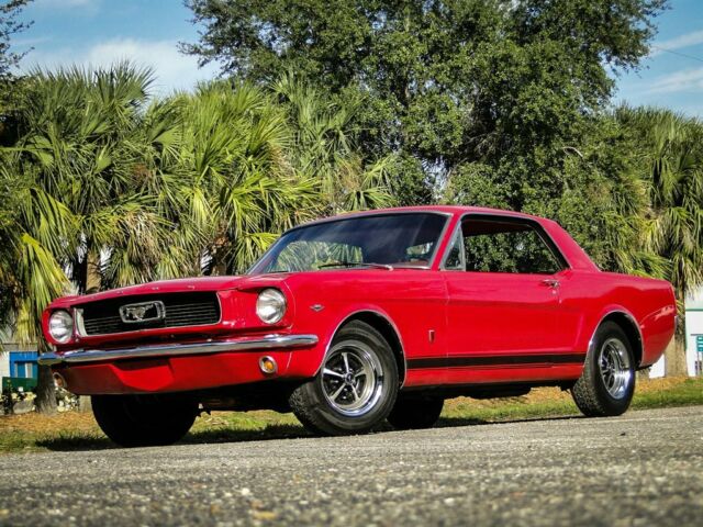 Ford Mustang 1966 image number 2