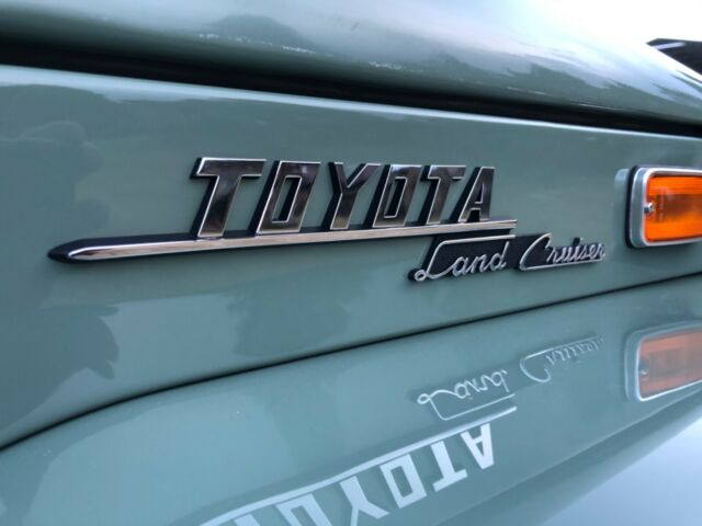 Toyota Land Cruiser 1970 image number 45