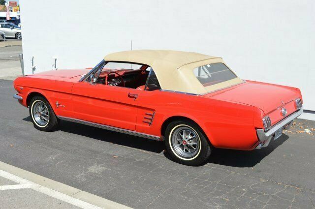 Ford Mustang 1965 image number 26