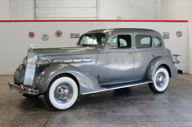 Packard 120 1937 image number 0