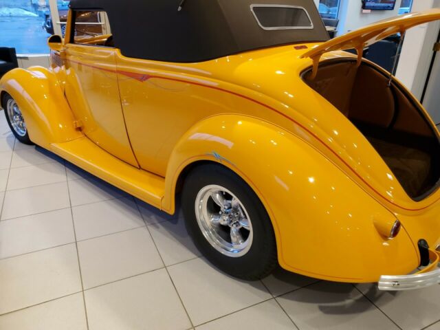 Ford COUPE CABRIOLET 1937 image number 8