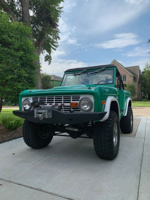 Ford Bronco 1970 image number 0