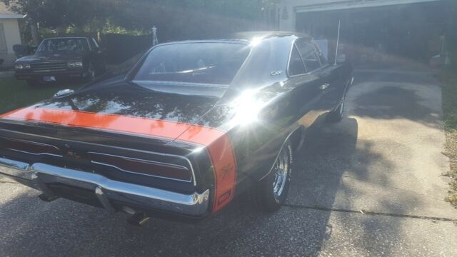 Dodge Charger 1969 image number 4