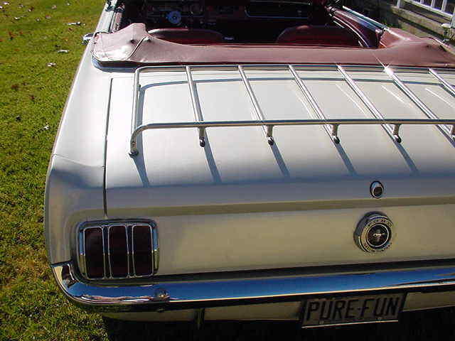 Ford Mustang 1965 image number 31