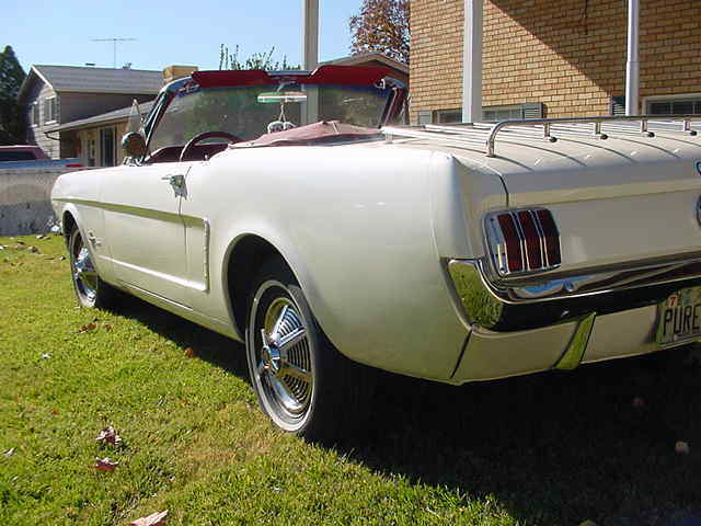 Ford Mustang 1965 image number 6