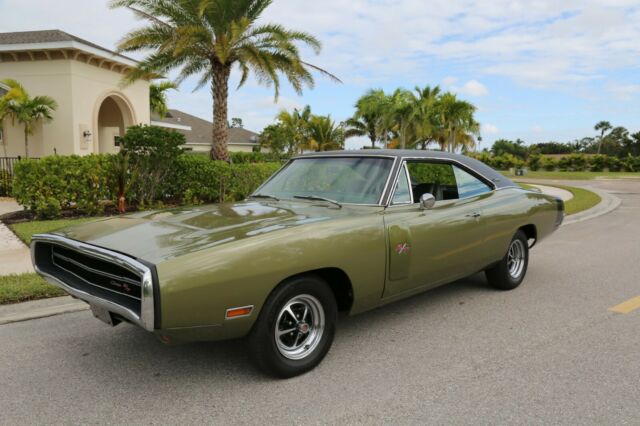 Dodge Charger 1970 image number 33