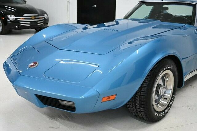 Chevrolet Corvette 1973 image number 32