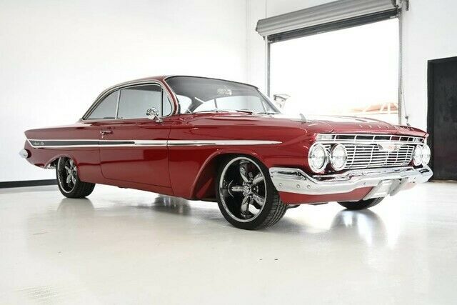 Chevrolet Impala 1961 image number 26