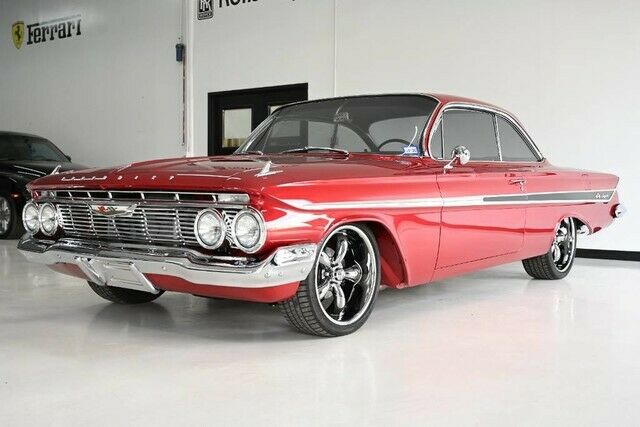 Chevrolet Impala 1961 image number 28