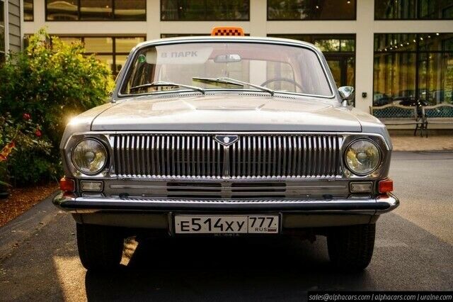 Volga GAZ M24 Moscow Taxi 1976 image number 1