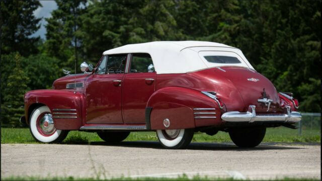 Cadillac Series 62 1941 image number 11