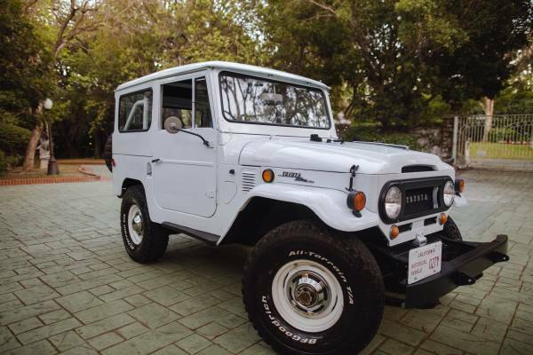 Toyota Land Cruiser 1968 image number 0