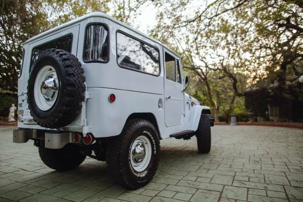 Toyota Land Cruiser 1968 image number 20