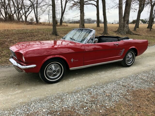 Ford Mustang 1966 image number 30