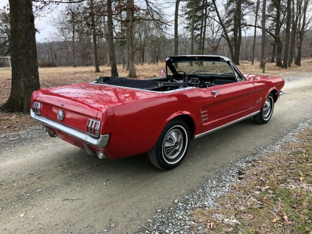 Ford Mustang 1966 image number 33