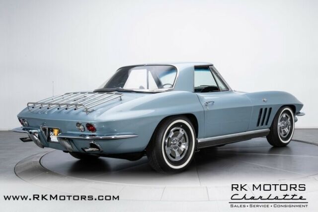 Chevrolet Corvette 1966 image number 9