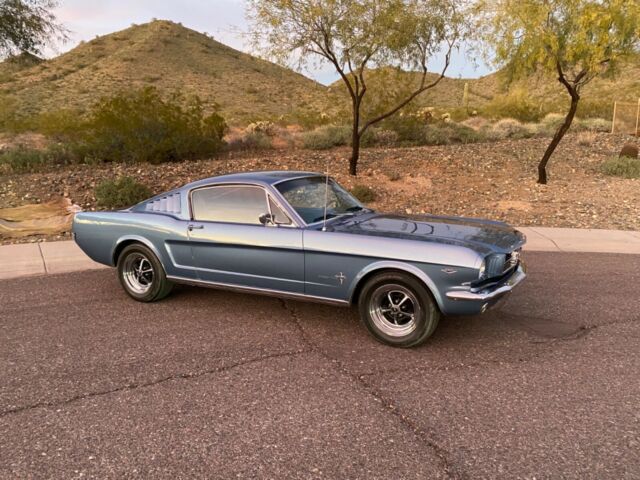 Ford Mustang 1965 image number 0