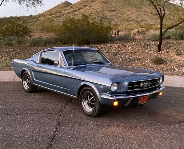 Ford Mustang 1965 image number 22