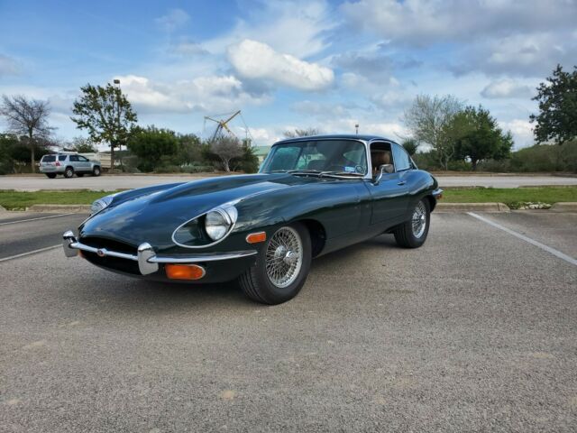 Jaguar E-Type 1970 image number 0