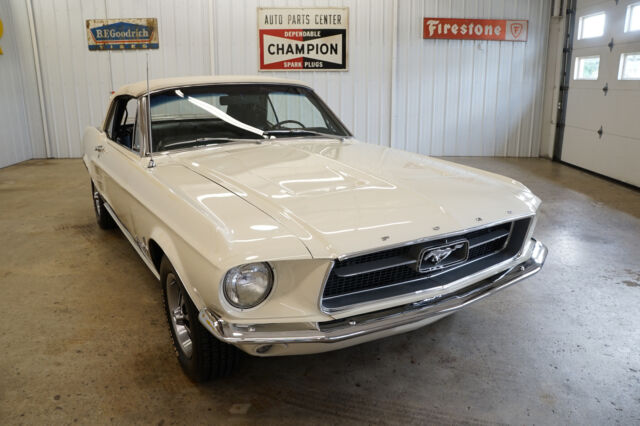 Ford Mustang 1967 image number 21