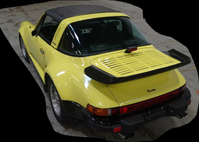 Porsche 911 1972 image number 25