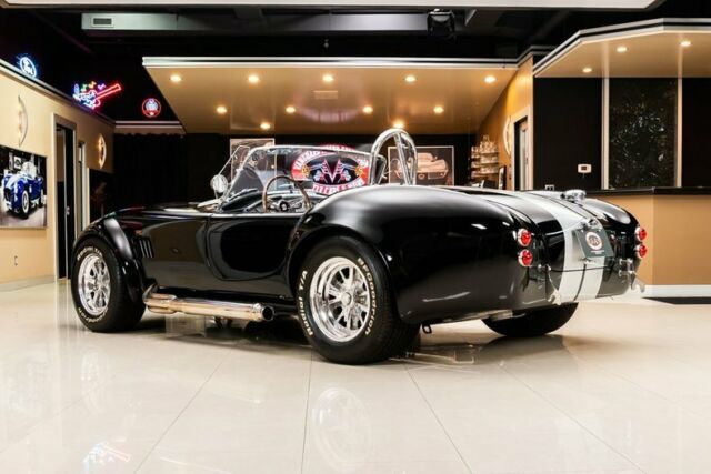 Shelby Cobra 1965 image number 13