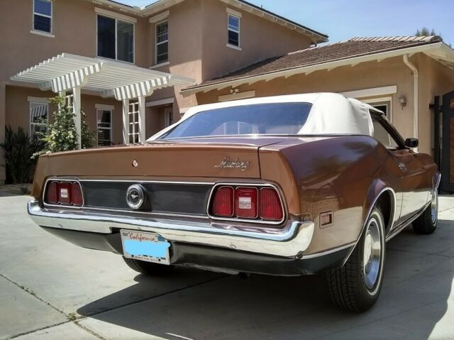 Ford Mustang 1972 image number 10