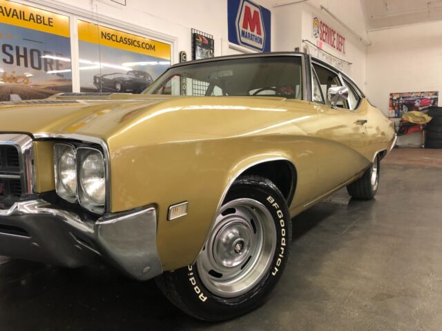 Buick Skylark 1969 image number 9