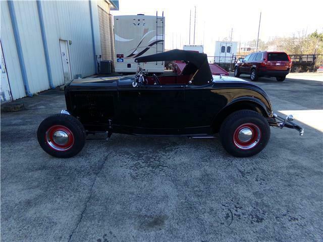 Ford Hi Boy Roadster 1932 image number 0