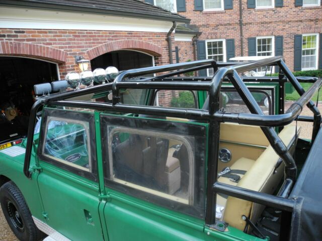 Land Rover Defender 1969 image number 18