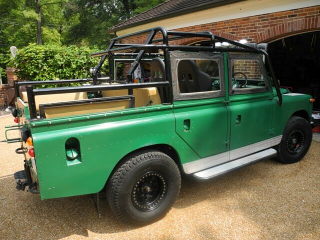 Land Rover Defender 1969 image number 23