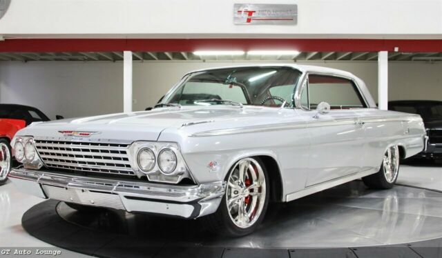 Chevrolet Impala 1962 image number 0