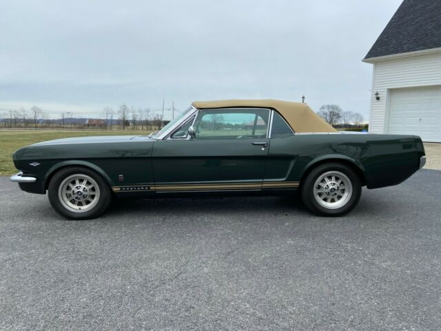 Ford Mustang 1965 image number 1