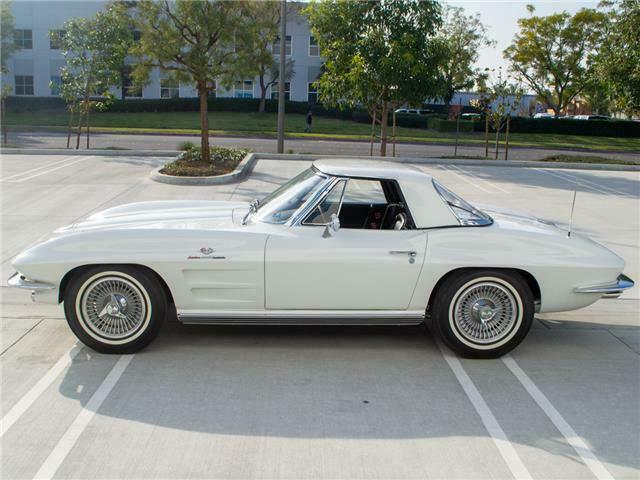 Chevrolet Corvette 1964 image number 17